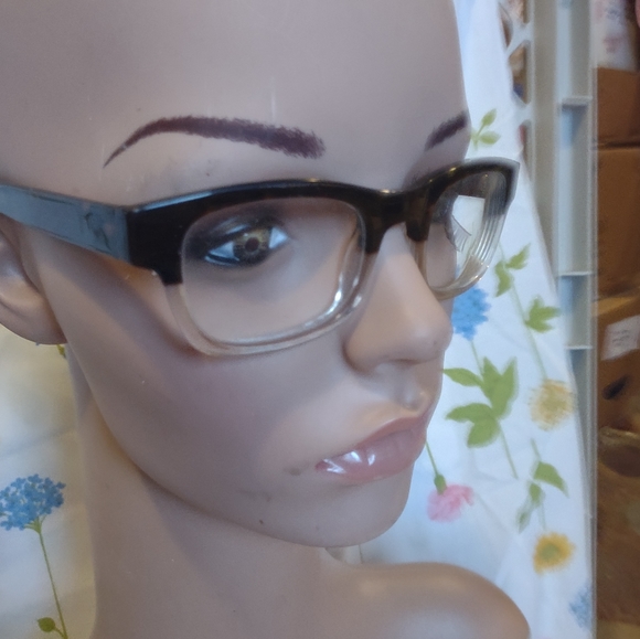 Huxley  102-103e eyeglasses frames - Picture 9 of 15